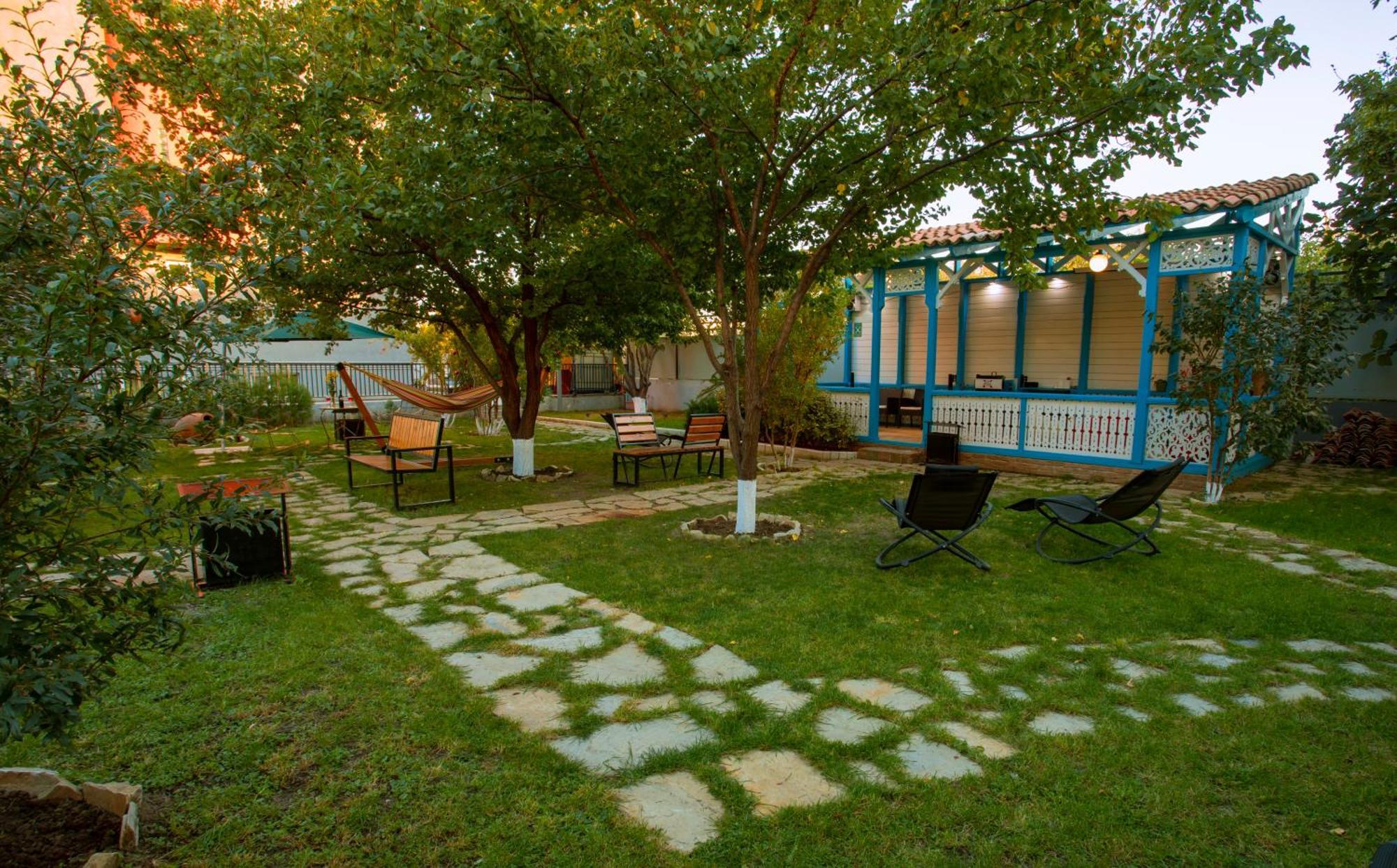Apart Hotel West Tiflis Exterior foto
